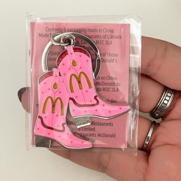 McDonald's - Shania Twain - Cowgirl Pink Cowboy Boots Keychain - Picture 6 of 8